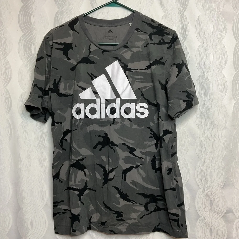 Adidas large tshirts set of 2